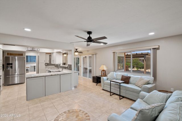 13226 W POMEGRANATE Drive, Sun City West, AZ 85375