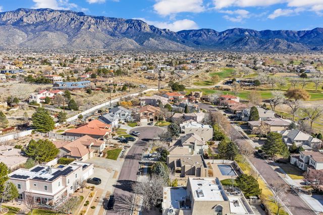 10506 Morning Star Drive NE, Albuquerque, NM 87111