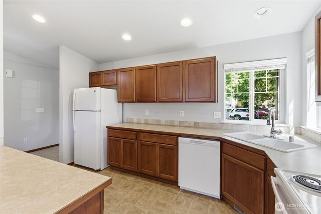 182 Wind River Drive, Chehalis, WA 98532