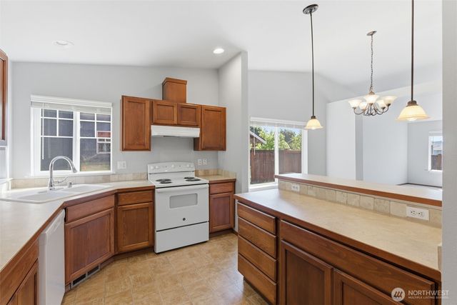 182 Wind River Drive, Chehalis, WA 98532