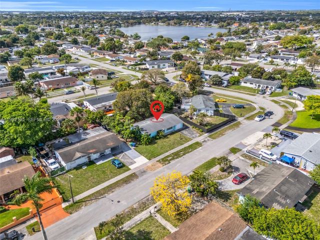 5020 NW 182nd St, Miami Gardens, FL 33055