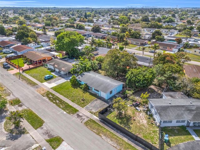 5020 NW 182nd St, Miami Gardens, FL 33055