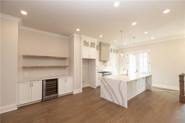 210 Midnight Oak Run 3, Alpharetta, GA 30009