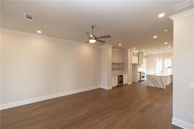 210 Midnight Oak Run 3, Alpharetta, GA 30009