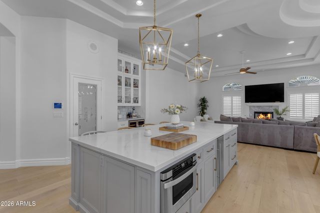 2409 N ACACIA --, Mesa, AZ 85213
