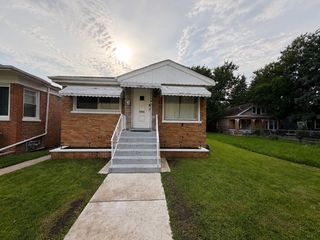 2836 Lombard Avenue, Berwyn, IL 60402