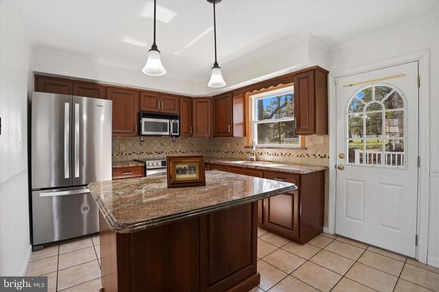 2880 OLD CEDAR GROVE RD, Broomall, PA 19008