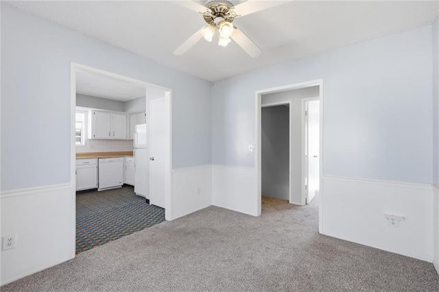 14100 MERRYWOOD Lane, Grandview, MO 64030