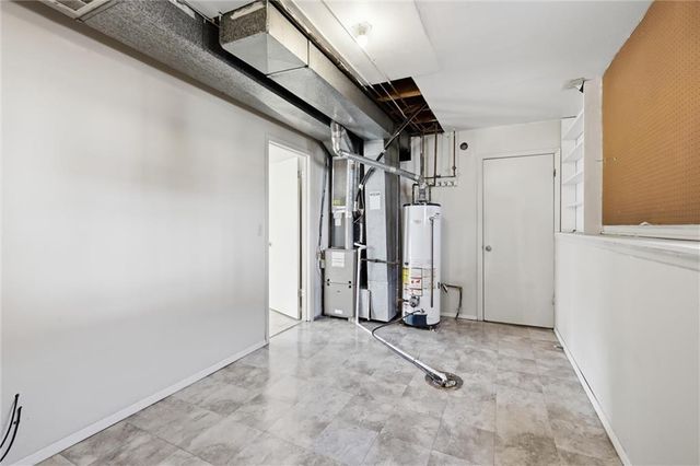 14100 MERRYWOOD Lane, Grandview, MO 64030