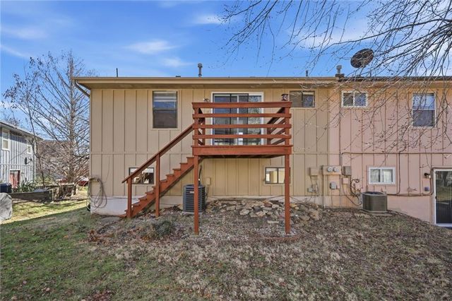 14100 MERRYWOOD Lane, Grandview, MO 64030