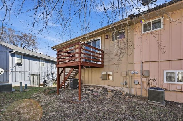 14100 MERRYWOOD Lane, Grandview, MO 64030