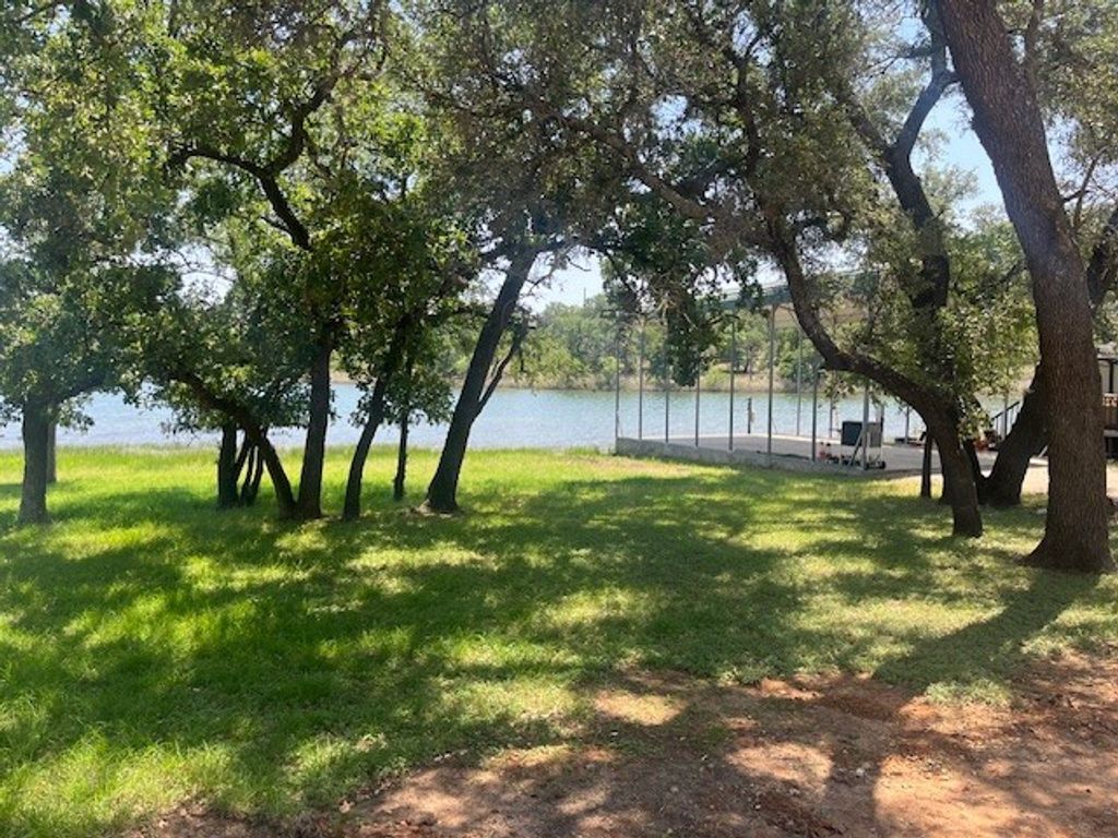 736 Oak Point Drive, May, TX 76857