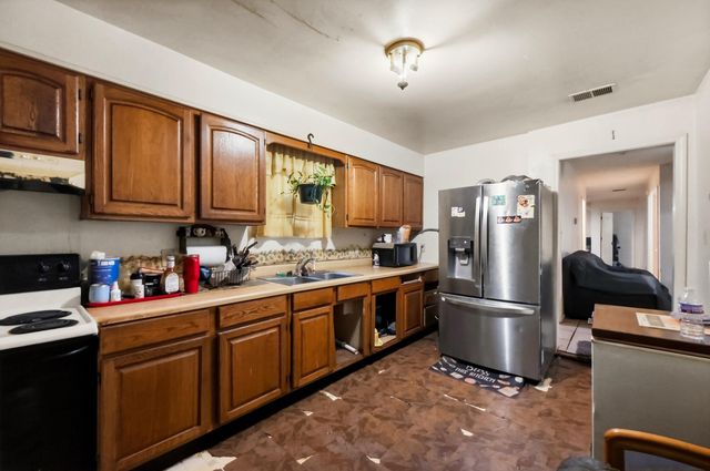 612 N Upper Street, Lexington, KY 40508