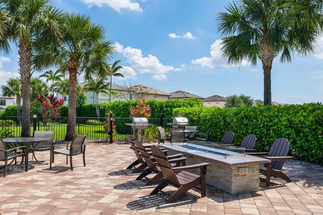 4819 Chantilly Road, Lake Worth, FL 33467