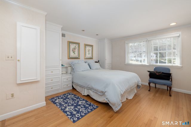 223 Carriage Drive, Middlebury, CT 06762