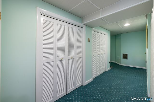 223 Carriage Drive, Middlebury, CT 06762