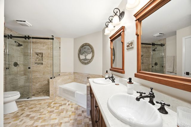 60 Winding Run Lane 0, Streamwood, IL 60107