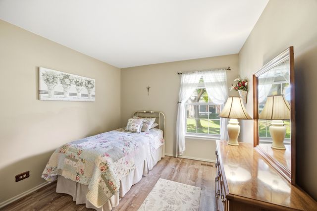 60 Winding Run Lane 0, Streamwood, IL 60107