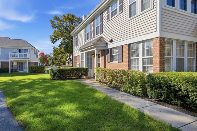 60 Winding Run Lane 0, Streamwood, IL 60107