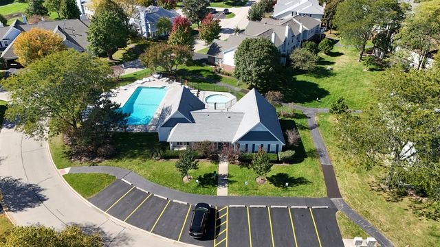 60 Winding Run Lane 0, Streamwood, IL 60107
