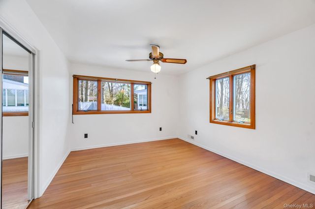 14 Sloane Avenue, Staten Island, NY 10306