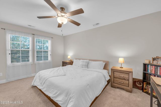 106 Shagbark Court, Jacksonville, NC 28546