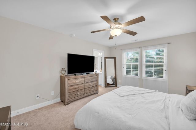 106 Shagbark Court, Jacksonville, NC 28546