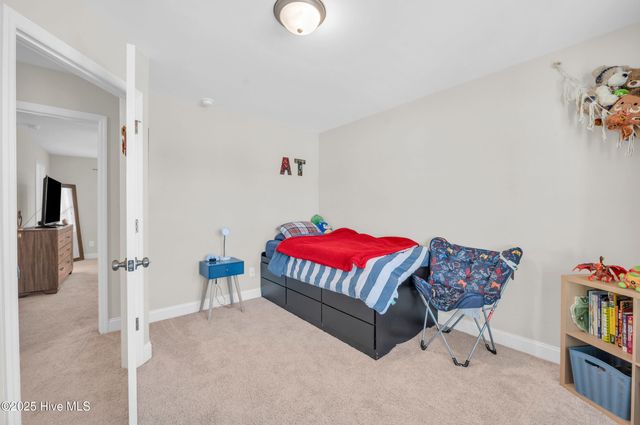 106 Shagbark Court, Jacksonville, NC 28546