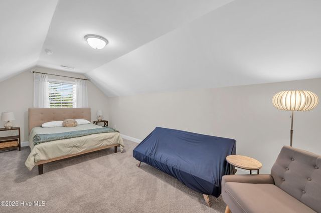 106 Shagbark Court, Jacksonville, NC 28546