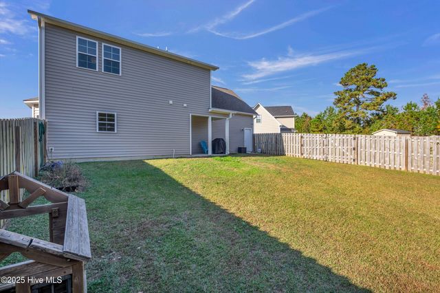 106 Shagbark Court, Jacksonville, NC 28546
