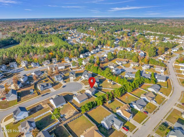 106 Shagbark Court, Jacksonville, NC 28546