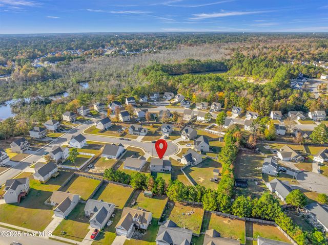 106 Shagbark Court, Jacksonville, NC 28546
