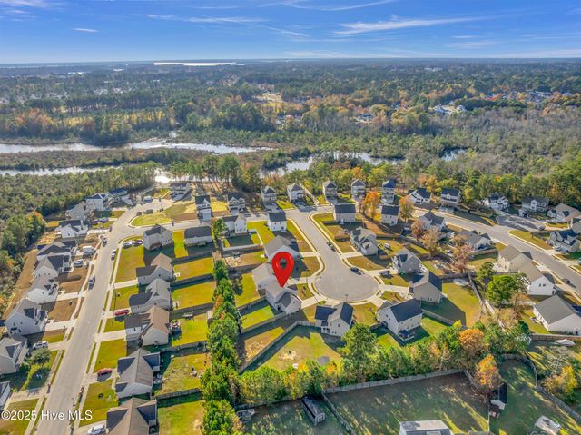 106 Shagbark Court, Jacksonville, NC 28546