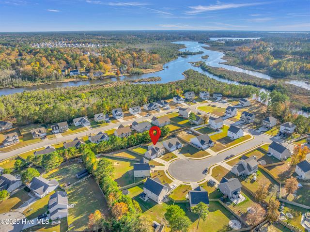 106 Shagbark Court, Jacksonville, NC 28546