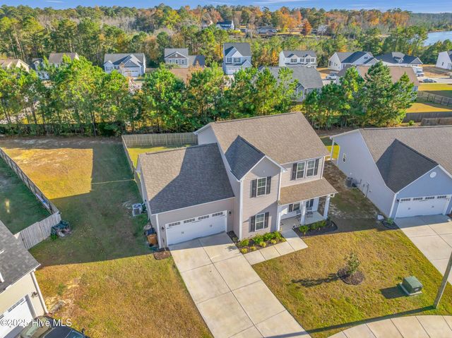 106 Shagbark Court, Jacksonville, NC 28546