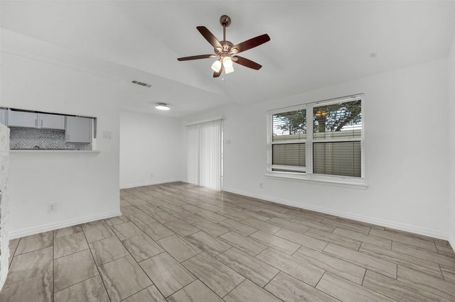 2240 Tarpley Road 374, Carrollton, TX 75006