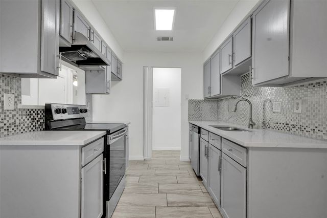 2240 Tarpley Road 374, Carrollton, TX 75006