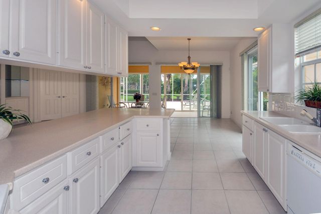 4705 Dovehill Drive, Palm Beach Gardens, FL 33418
