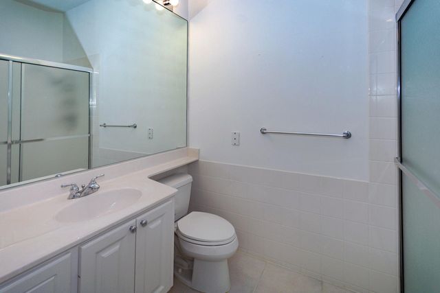 4705 Dovehill Drive, Palm Beach Gardens, FL 33418