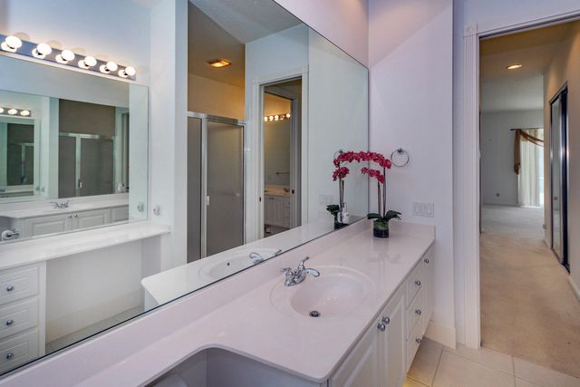4705 Dovehill Drive, Palm Beach Gardens, FL 33418