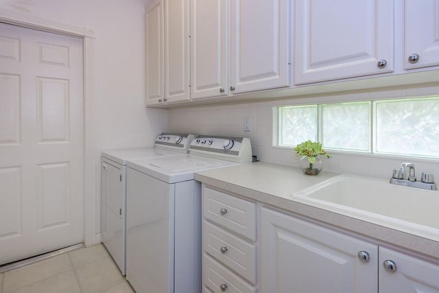 4705 Dovehill Drive, Palm Beach Gardens, FL 33418