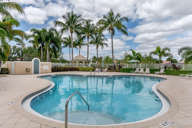 4705 Dovehill Drive, Palm Beach Gardens, FL 33418