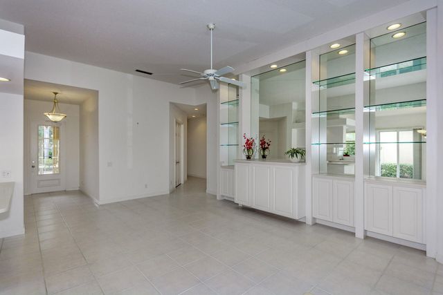 4705 Dovehill Drive, Palm Beach Gardens, FL 33418