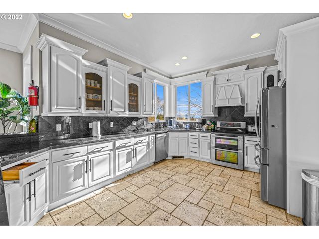 381 PANDA Rd, Washougal, WA 98671