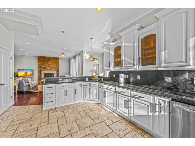 381 PANDA Rd, Washougal, WA 98671