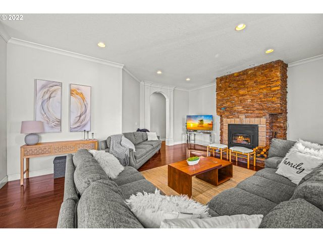 381 PANDA Rd, Washougal, WA 98671