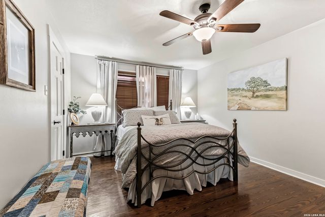 975 FLYING R RANCH RD E, Spring Branch, TX 78070