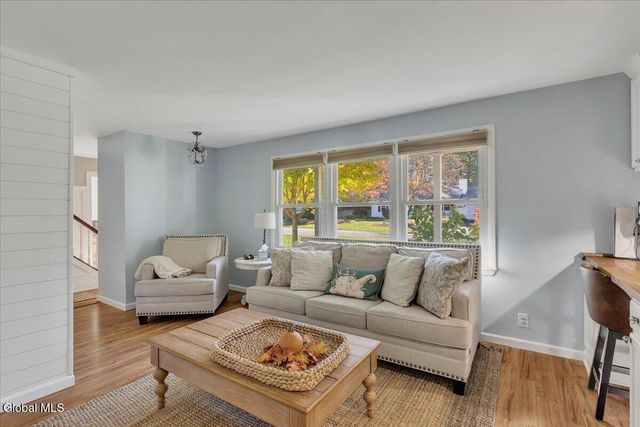 3 Sweetbriar Lane, Queensbury, NY 12804