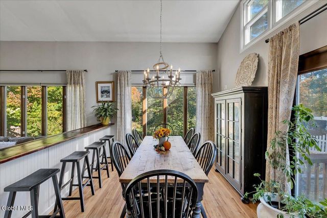 3 Sweetbriar Lane, Queensbury, NY 12804