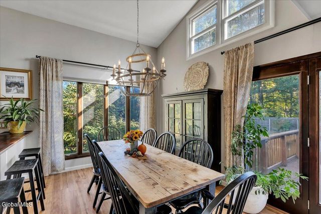 3 Sweetbriar Lane, Queensbury, NY 12804